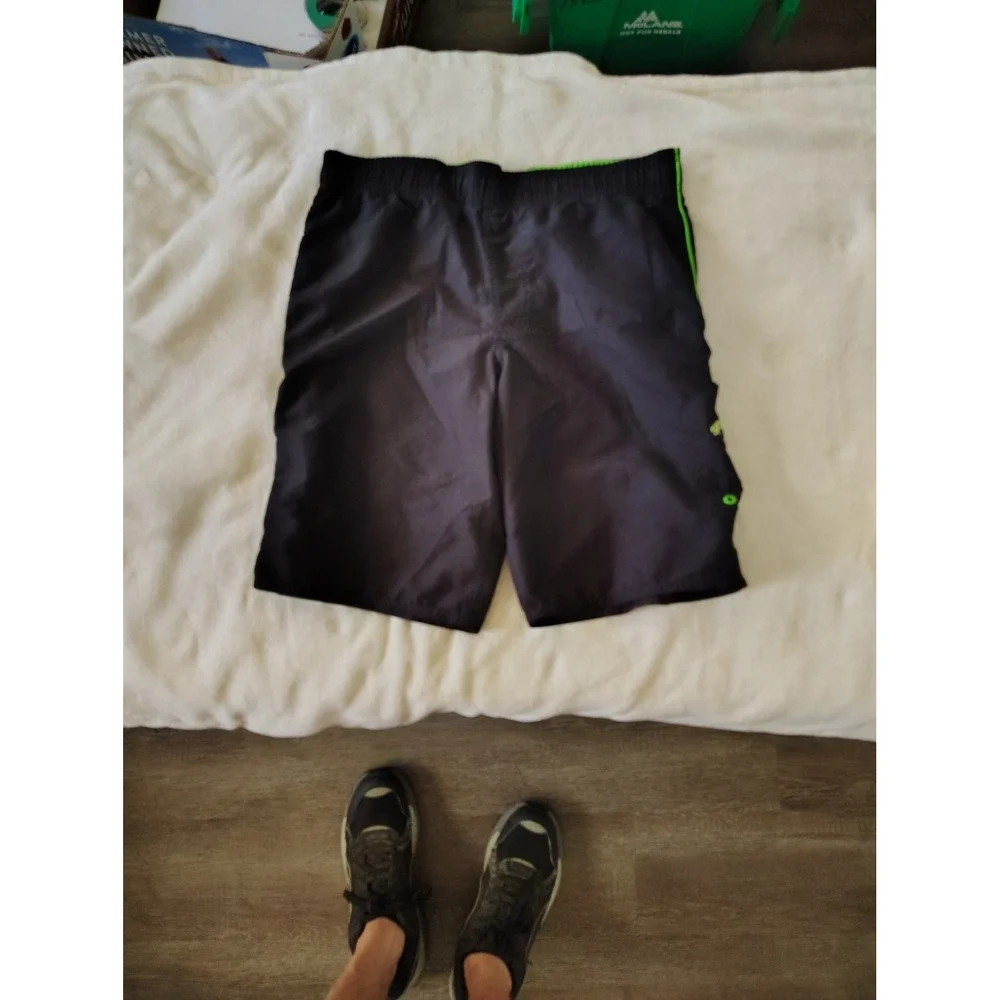 Speedo Mens Swim‎ Trunks Black Neon Green Mesh Lined Board Shorts Size XL
